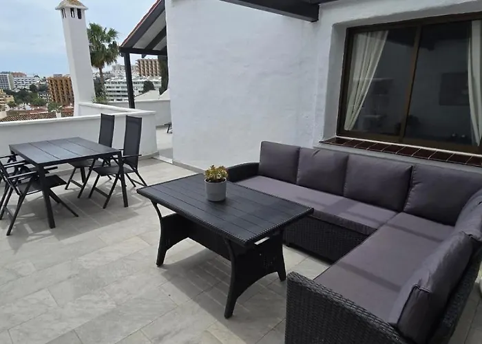 Delightful 2 Bed, Pueblo Evita